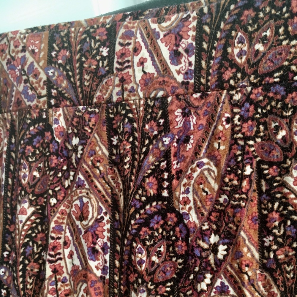 EARLY FALL SKIRT with long slits on both sides! - Picture 3 of 5